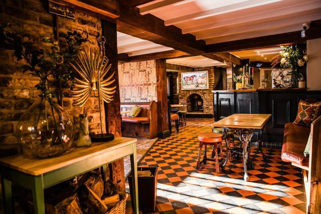 The Black Horse Inn Gainsborough Εξωτερικό φωτογραφία